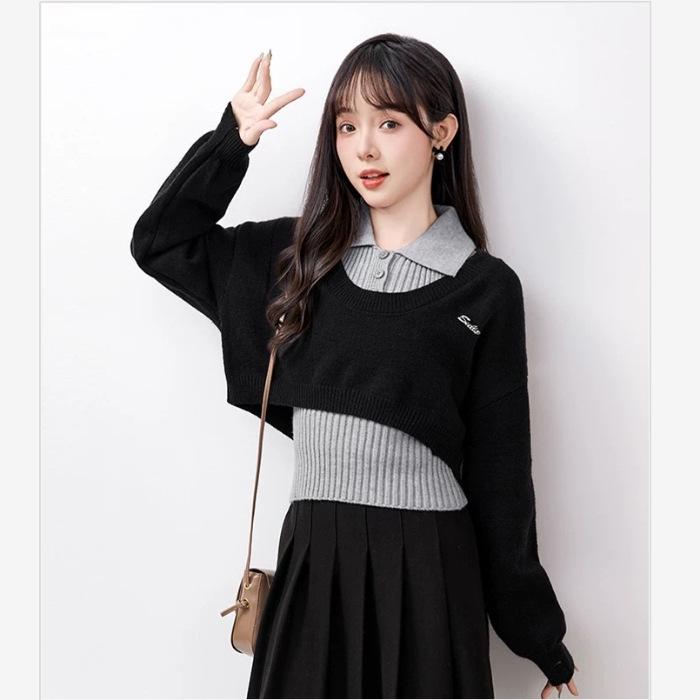 Women's Grey Knit Polo Shirt & Sleeveless Apricot Inner Layer Set, Spring/Autumn 2024 Collection.
