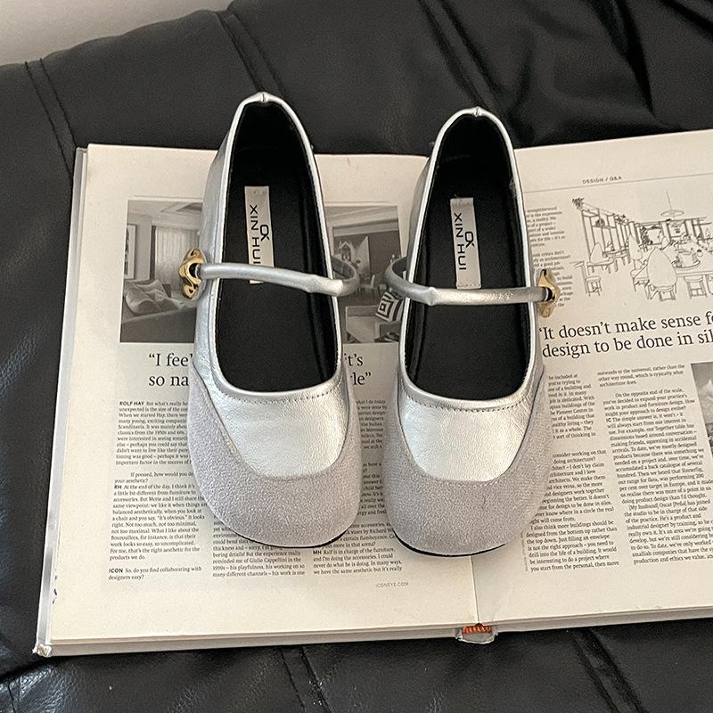 

Модная односложная пряжка с туфлями Мэри Джейн на плоской подошве, женские летние ретро универсальные, повышающие темперамент, повседневные туфли на плоской подошве 40 серебряный