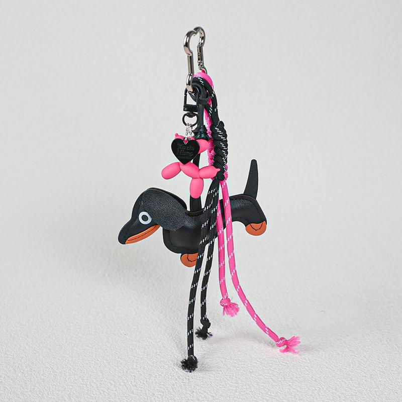 

Sausage Dog Bag Charm Keychain Mobile Phone Pendant,Handbag Hanging Ornament Personalized Woven Keyring Accessories