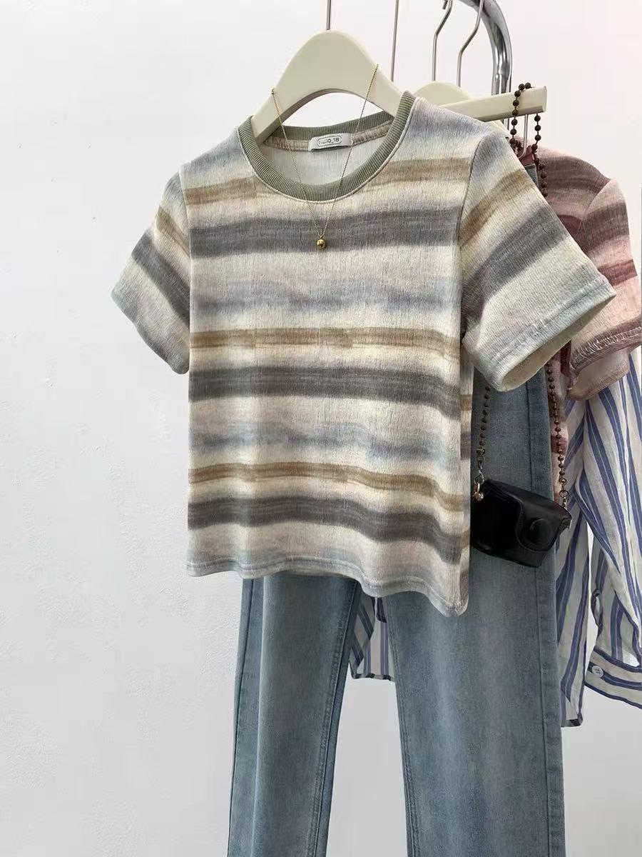 

Футболка с градиентной полоской на плече: Женский летний дизайн 2025 года, топ с коротким рукавом Large