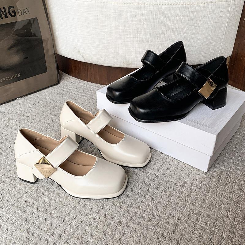 Square head thick heel retro Mary Jane shoes spring new one-word temperament small leather shoes spring single shoes women