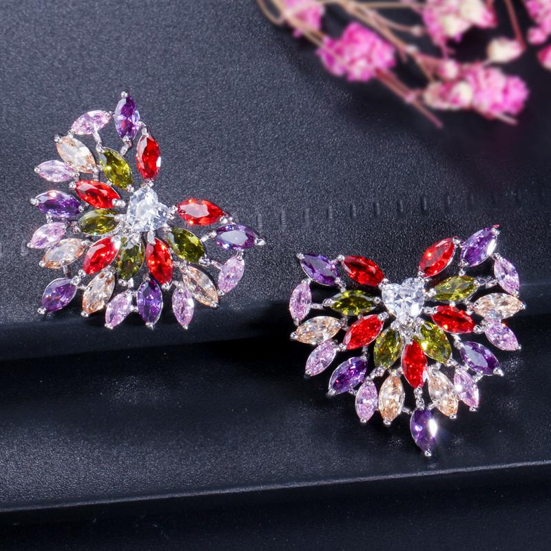 WWJ Romantyczny wielokolorowy zestaw kolczyków z cyrkoniami w kształcie serca