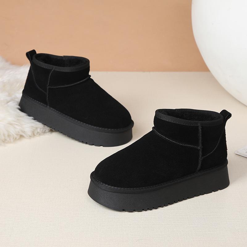Unisex Genuine Leather Thick-Soled Snow Boots - Versatile Winter Warm Short Boots for Women and Couples
