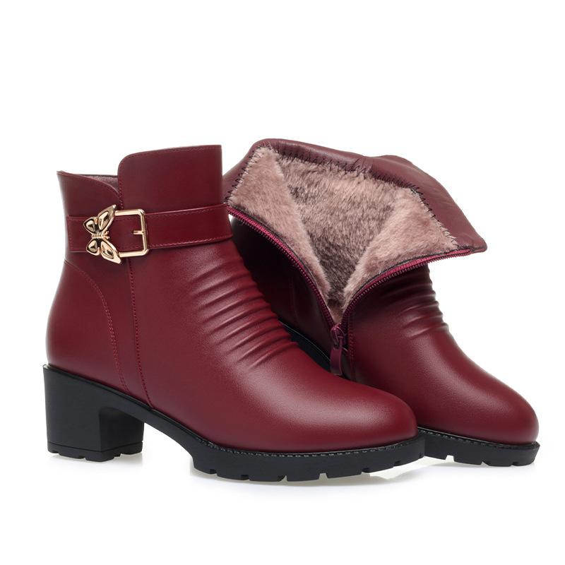 

Модные женские кожаные сапоги 2025 Зимние на толстой шерстяной подкладке Теплые Снежные Материнские кожаные сапоги Короткие Мягкая подошва Хлопковая обувь 35(Foot 22.5cm)