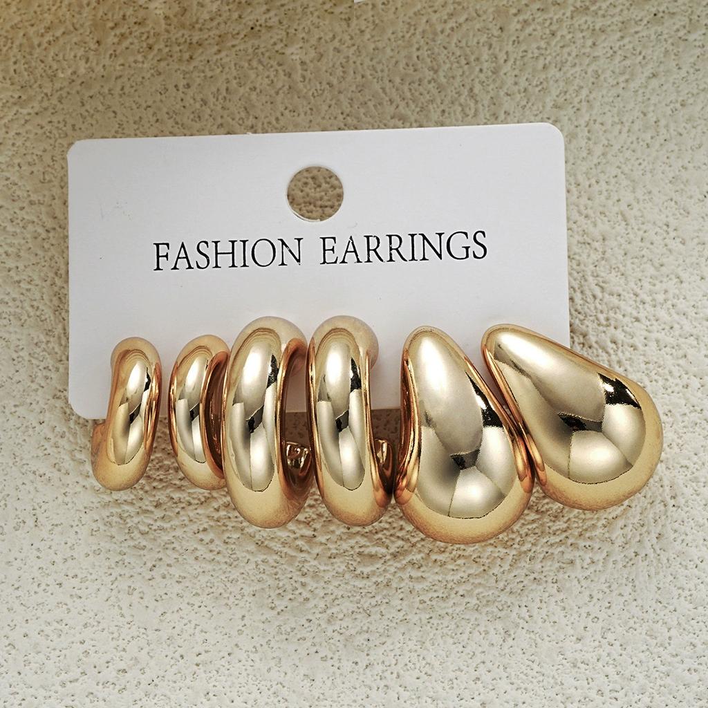 2/6/20 Stück Leichte Tropfenförmige C-förmige Ohrringe für Damen Goldfarbe Asymmetrische Form CCB Ohrringe Schmuck für den täglichen Gebrauch 2026