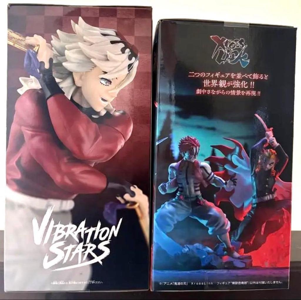 [USED] Demon Slayer: Kimetsu No Yaiba Rengoku Kyojuro & Douma Figures