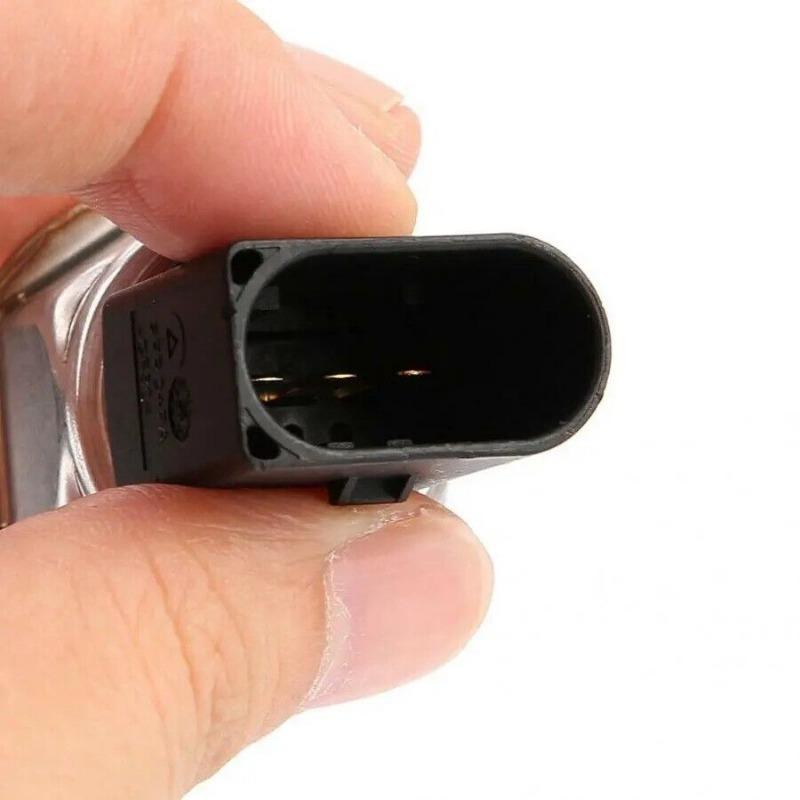 55PP07-01 Fuel Rail Pressure Sensor Fit For KIA Sedona MERCEDES-BENZ W211 W204 S211 S204 VF211 C-Class E-Class