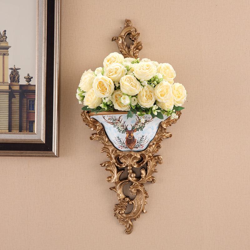 European Wall-Mounted Vase: Creative Resin Ornament for Retro Home Decor