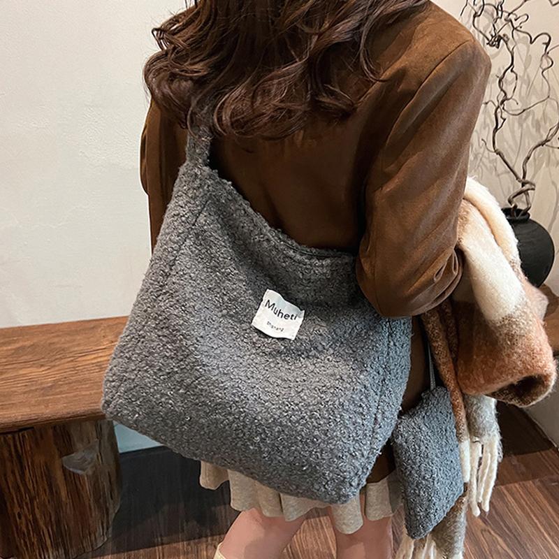 Women's Solid Color Imitation Sherpa Warm Plush Shoulder Bag with Inner Pocket Vintage Crossbody Handbag for Work & Travel KTY