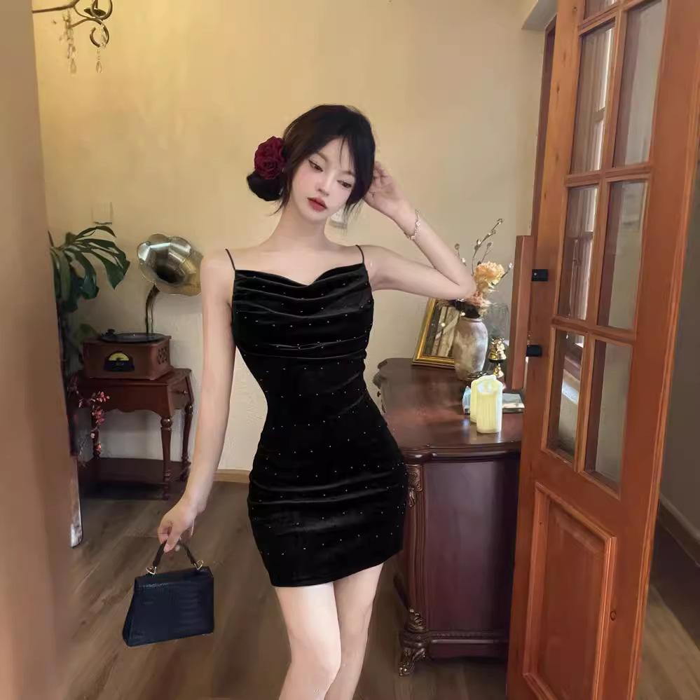 Celebrity temperament velvet suspender dress women's summer atmosphere waist thin bright diamond tube top hip short skirt