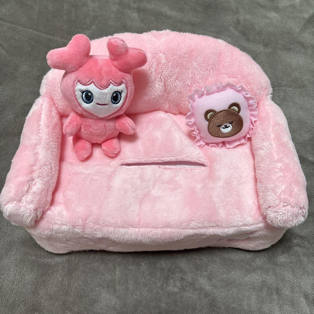 

[USED] TWICE LOVELYS Tissue Cover Momo GIGO Exclusive