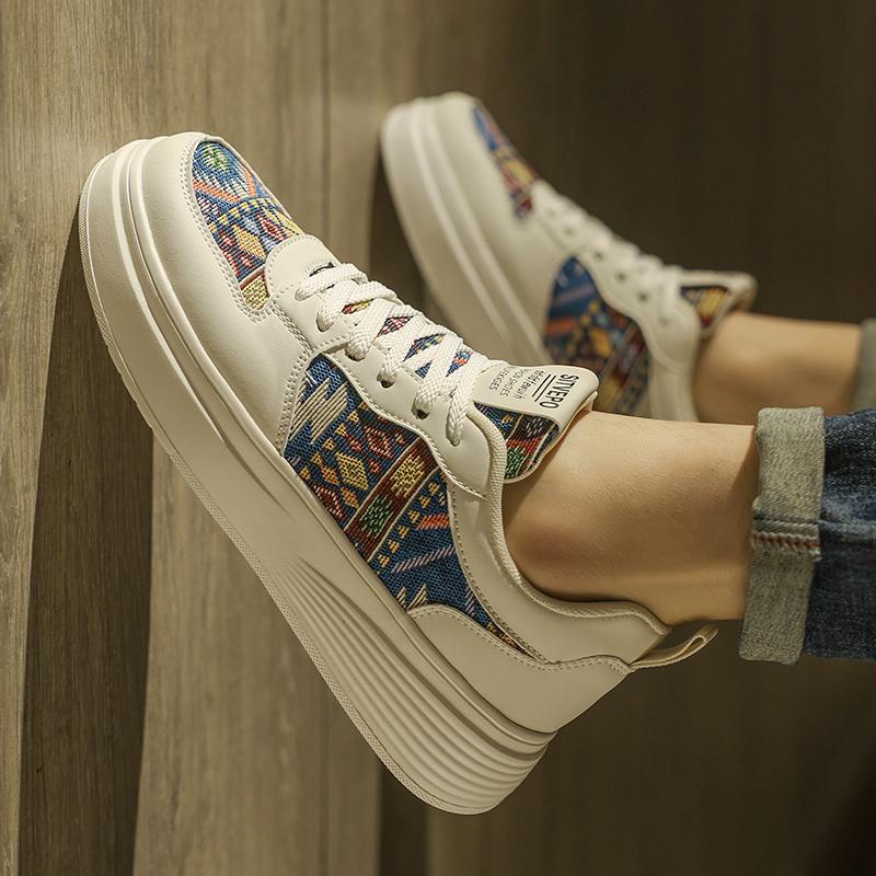 Men's Board Shoes Four Season Casual Soft Sole Height Increasing Anti Slip Versatile Commuting Outdoor Casual Shoes Zapatillas