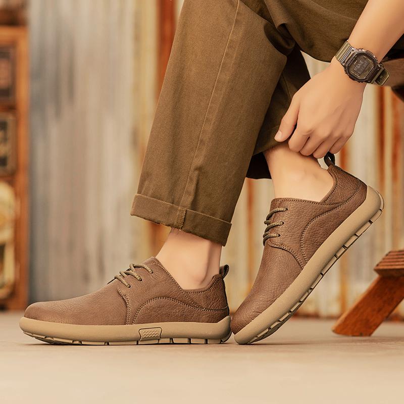 New Men's Soft Leather Casual Shoes Men Breathable Lace-Up Flat Heel Rubber Walking Shoes Fashion Comfortable Sneakers