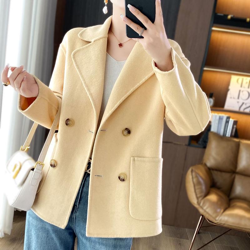Women's Loose Woolen Coat for Autumn/Winter 2026 - Short, Small Size, Trendy Suit Collar Outerwear