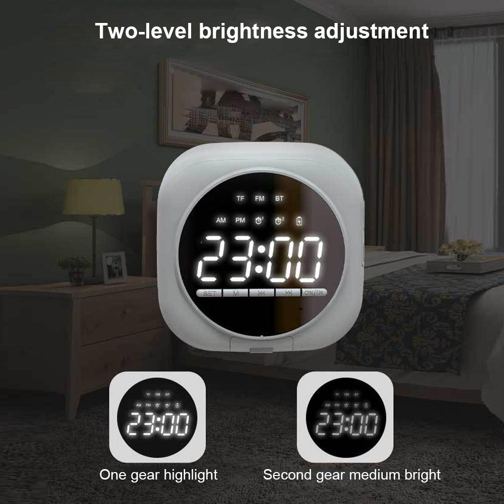 Sveglia Digitale Doppia Alarma Altoparlante Bluetooth Radio FM Lettore Schede TF Cassa Audio Specchio Display LED Sveglia Mini Volume Alto Supporto per Telefono