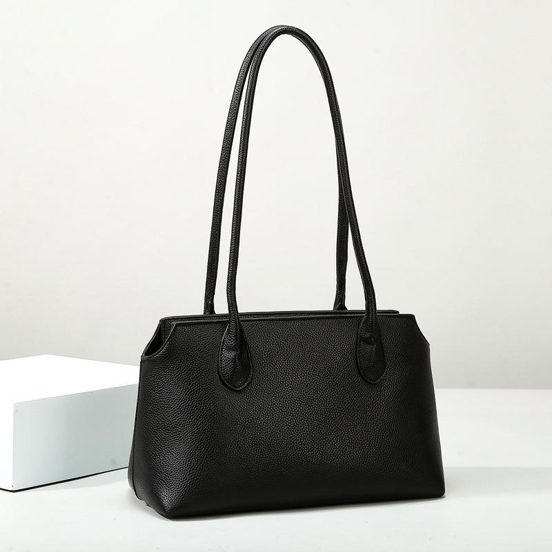 Single Shoulder Bag, Simple and Fashionable, Large Capacity Women's Bag, High-end Sensory Communication Bag, Versatile Armpit Bag, Women's Bag