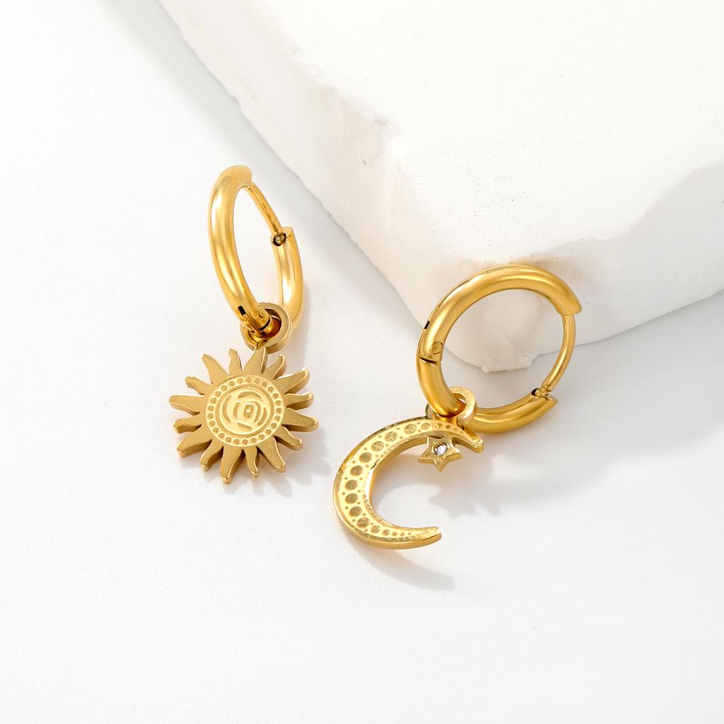 Romantic Asymmetric Stainless Steel Gold Color Sun Moon Pendant Drop Earrings for Women Shiny Zirconia Earrings Trendy Jewelry