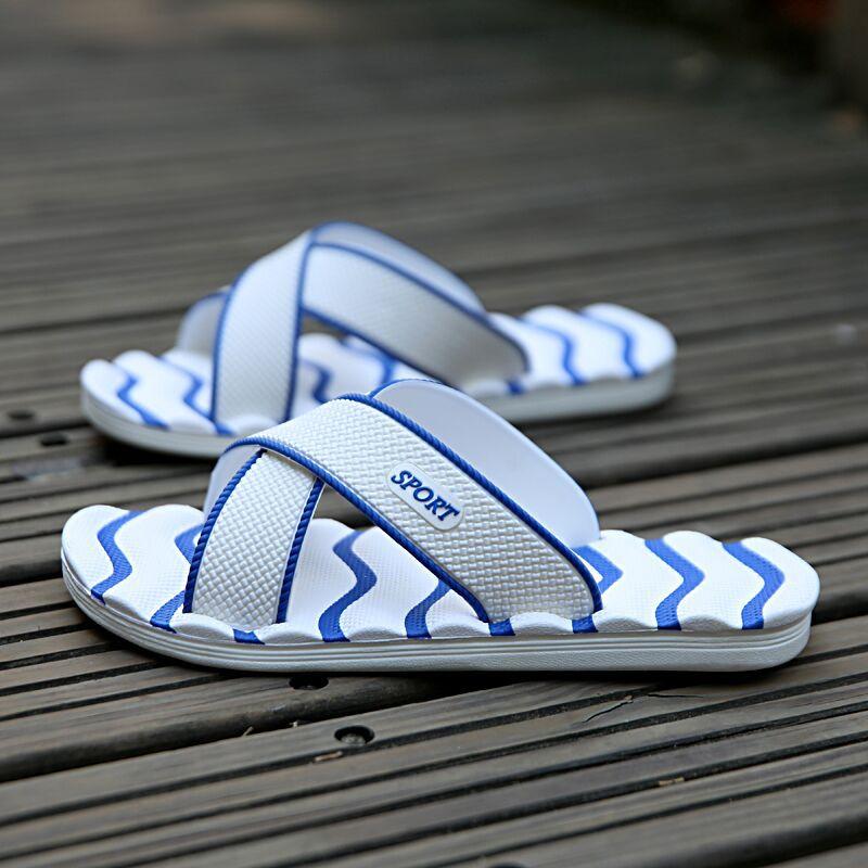 

Летние тапочки унисекс с мягкой подошвой, бесшумные домашние тапочки, водонепроницаемые нескользящие тапочки для ванной комнаты, повседневные сандалии на плоской подошве для улицы EUR 46 небесно-голубой