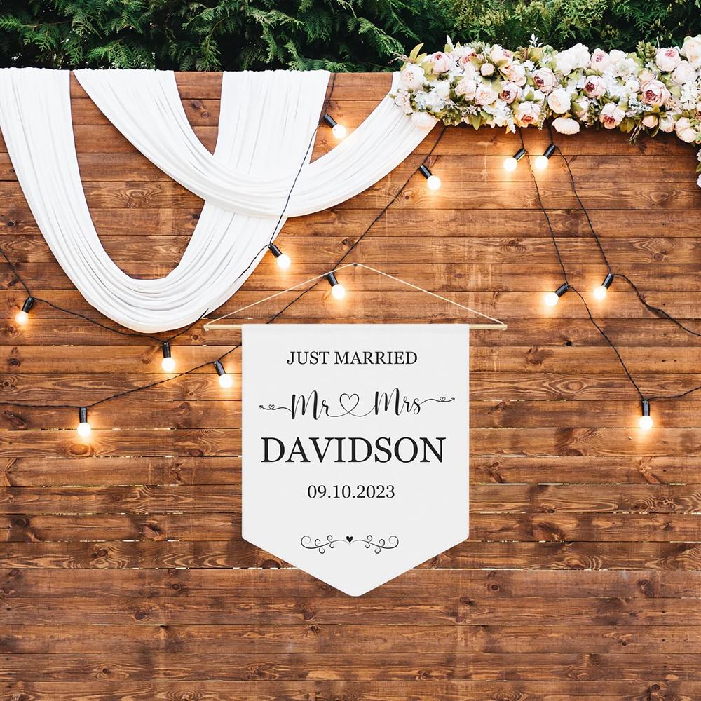 Personalized Just Married Wedding Banner Wedding Welcome Sign Canvas Pennant Newlyweds Hanging Wall Baby Room Decor Keepsake