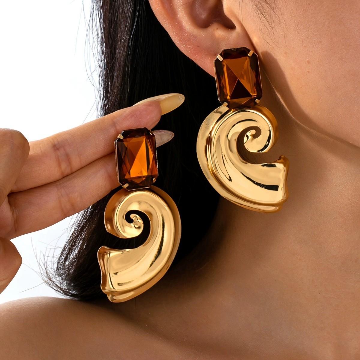 A Pair of Arabic Metal Style Fashionable Exaggeration Sexy and Versatile Sexy Stylish Casual Earrings Party Jewelry for Women