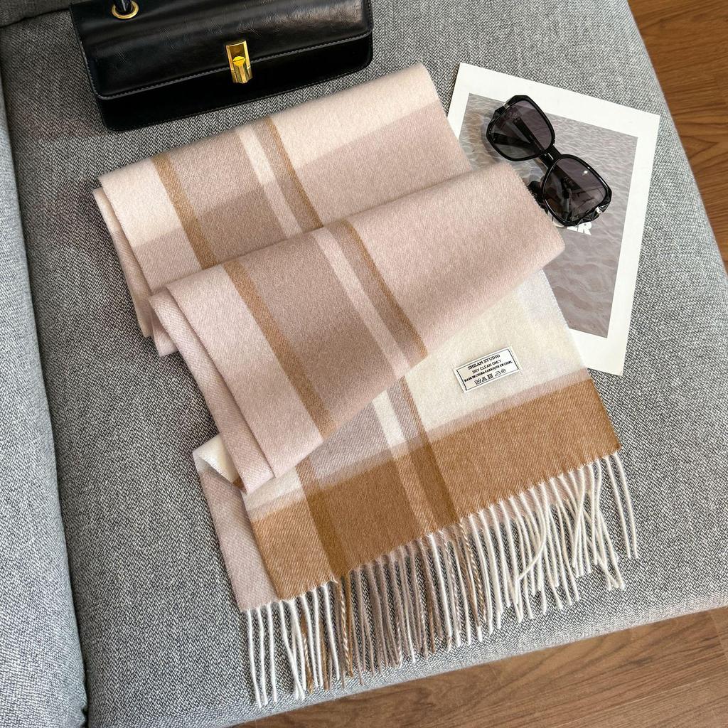 2025 Unisex 100% Wool Scarf: Versatile and Warm for Autumn & Winter