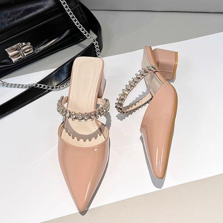 

Fairy Gentle Wind Diamond 2025 Summer New Pointed Baotou Sandals Women Wear Muller Slippers Women 41 тілесний