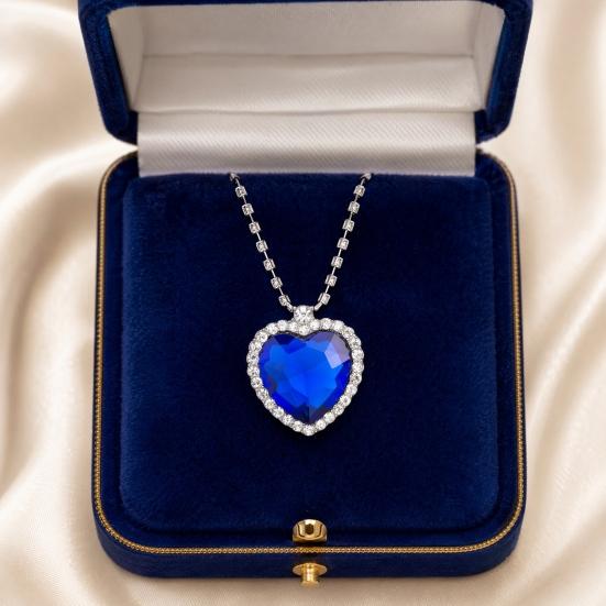 Collier Pendentif Cœur Bleu, Collier Cœur Fausse Pierre Diamant, Bijou Romantique Scintillant Cadeau pour Femme Épouse Petite Amie Accessoire de Soirée