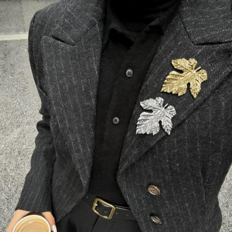 Vintage Zlatý Tón Nadrozměrná Brož Pták Vysoký Podpatek Květina Výrazný Klopový Špendlík Pro Ženy Oblek Kabát Šperk