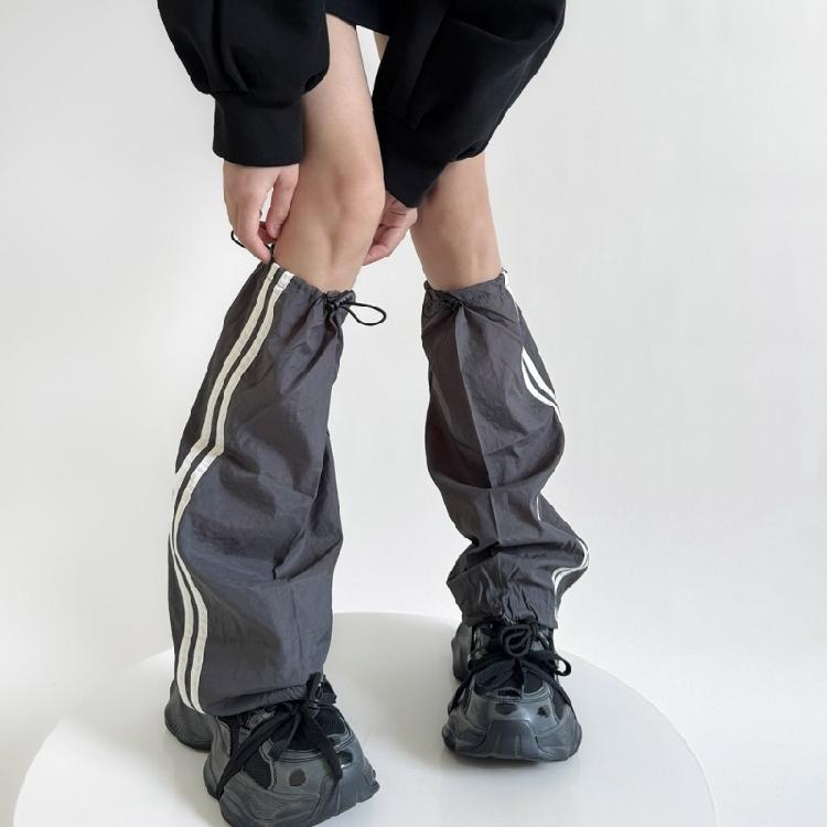 Damen Harajuku Seitliche Doppelt gestreifte Cargo Beinabdeckung mit Kordelzug Motorrad Baggy Fußlose Socken Beinstulpen Gamaschen