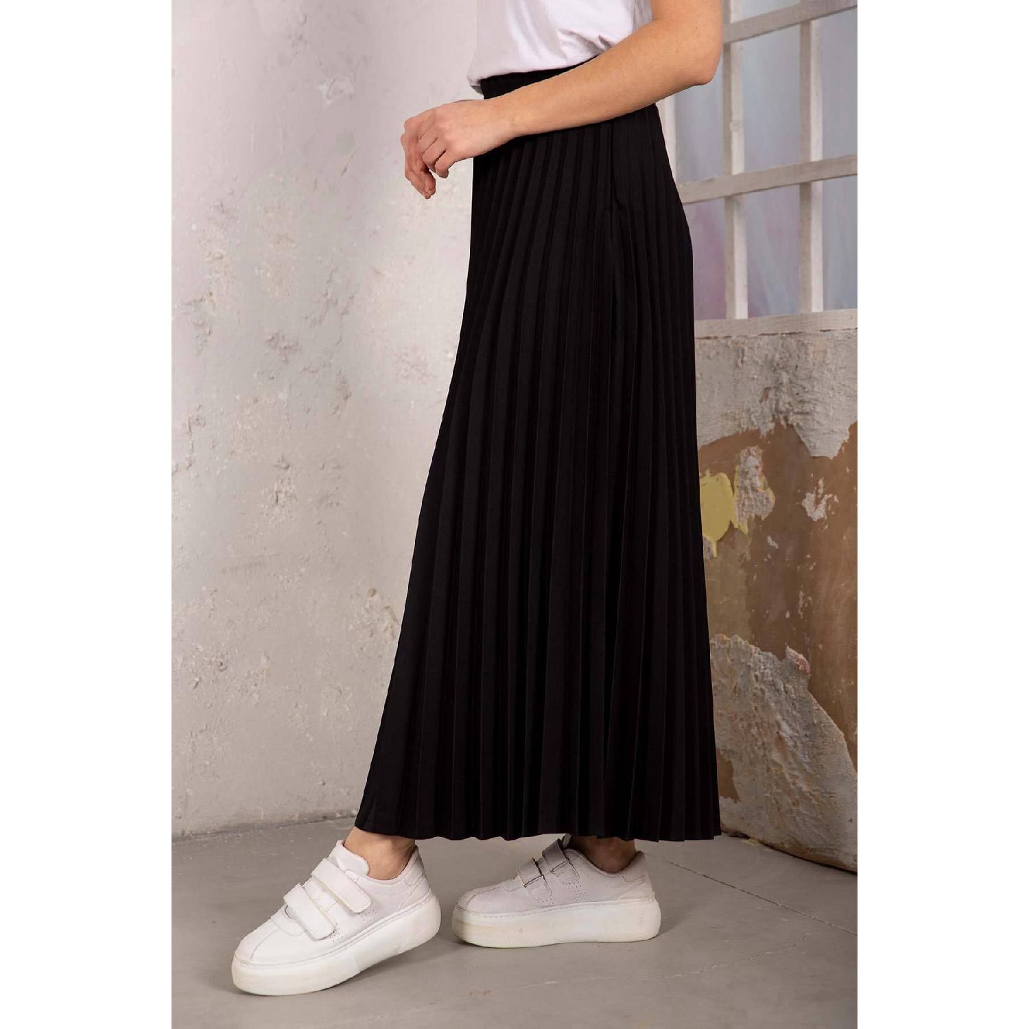 

Чорна плісирована спідниця 32-9001 Standart чистий