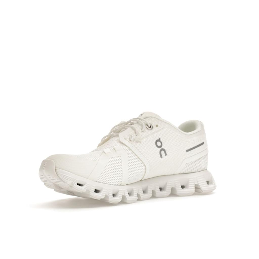 ON Cloud 5 White Women Sneakers Undyed-White 59.98373