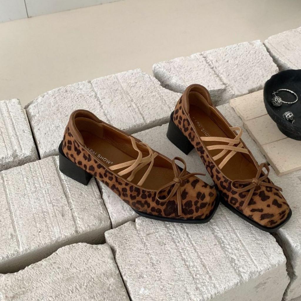 2025 Retro Niche Design Flat-bottomed Square Head Single Shoes Ballet Shoes Autumn New French Brown Mary Jane Shoes