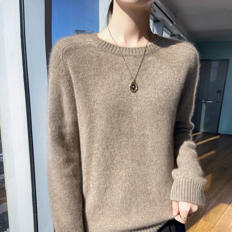 Women's Thickened Cashmere Sweater - Round Neck, Saddle Shoulder Knit Pullover for Autumn/Winter