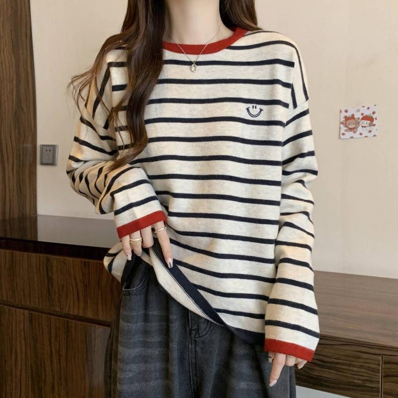 Striped contrasting knitted sweater women's spring loose casual embroidery age-reducing bottoming shirt long-sleeved top