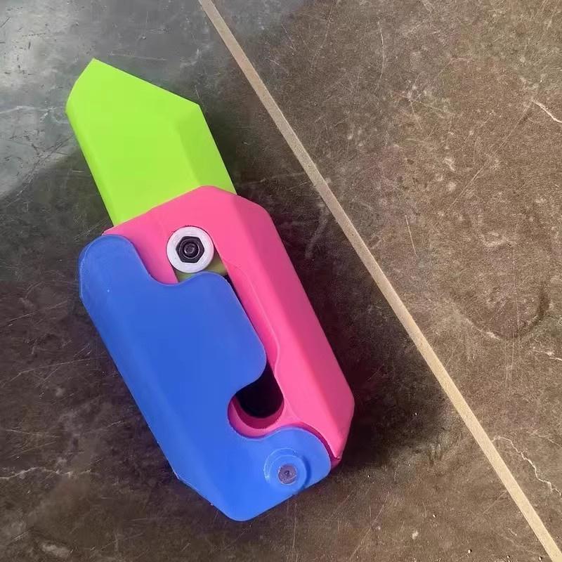 2Pcs 3D Printing Gravity Cub Jumping Small Radish Knife Mini Model Student Prize Pendant Decompression Toy For Children Gift