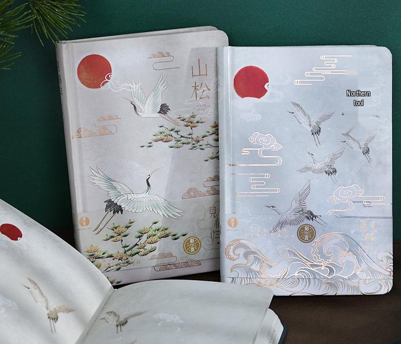Chinese Retro Diary: Exquisite Tassel Gold-Stamped Hardcover Notebook with Artistic Fresh Color Pages