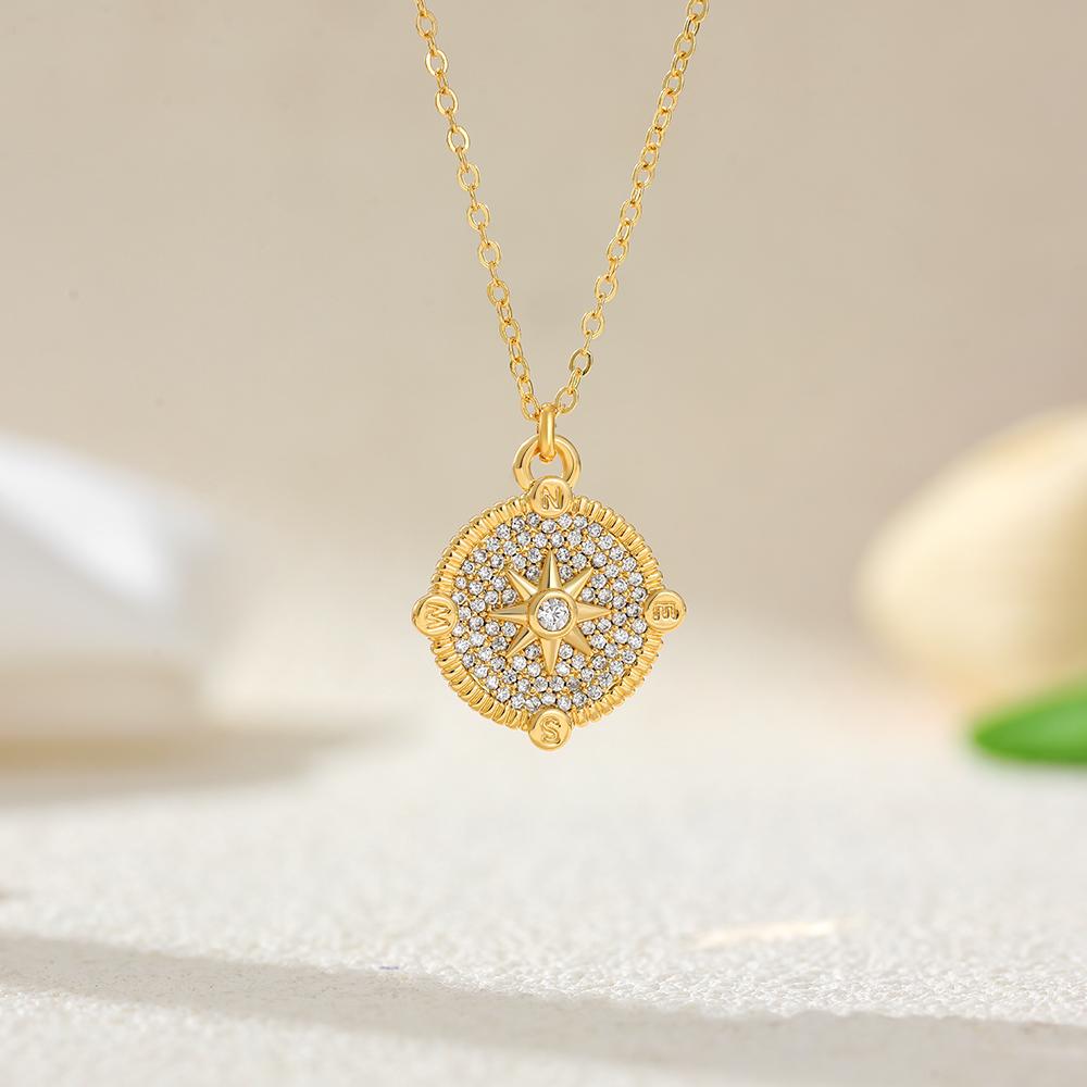 Personality Full with Cubic Zirconia Thick Star Circle Pendant Neckalce Versatile for Everyday Wear Stainless Steel Jewelry New