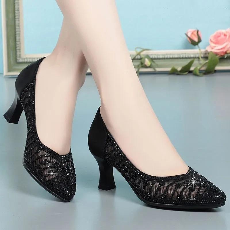Fashion Spring & Summer Hollow Out Golden High Quality Square Heel Shoes for Sexy Party Women Cute Mesh Pumps A106e