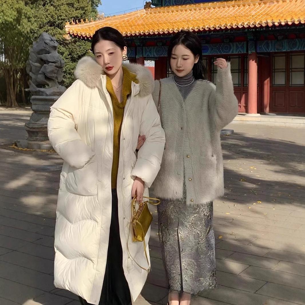 

Женский пуховик средней длины в корейском стиле 2025 года с воротником из лисьего меха и капюшоном M (65-75 kg)