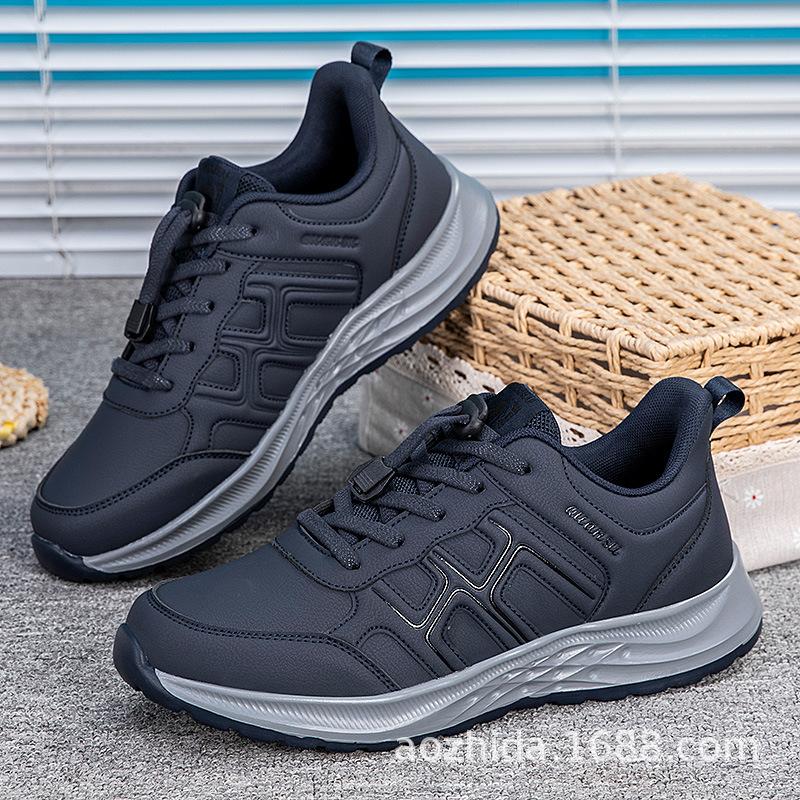 

Літнє взуття жіноче осінньо-зимове шкіряне спортивне взуття для батька легка м яка підошва для людей середнього та похилого віку великих розмірів взуття для ходьби взуття для подорожей 44 темно-синього кольору