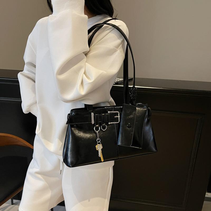 Niche Silver Underarm Bag Women's Spring and Summer New Trendy Fashion Handbag Simple and Versatile Shoulder Bag