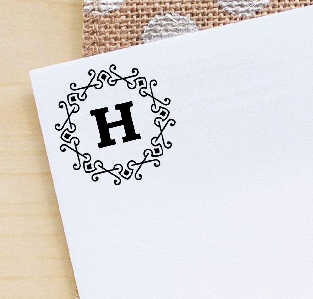 Printtoo Alphabet H Monogram Octagon Celtic Swirl Frame Self Inking Rubber Stamp Office