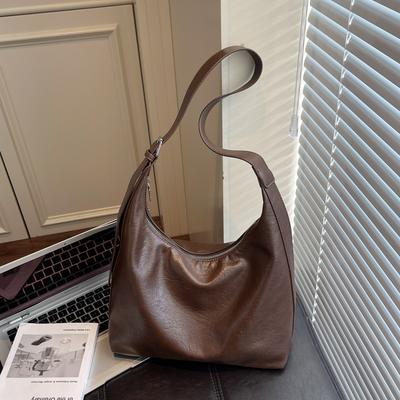 Damentaschen – Geräumige Taschen