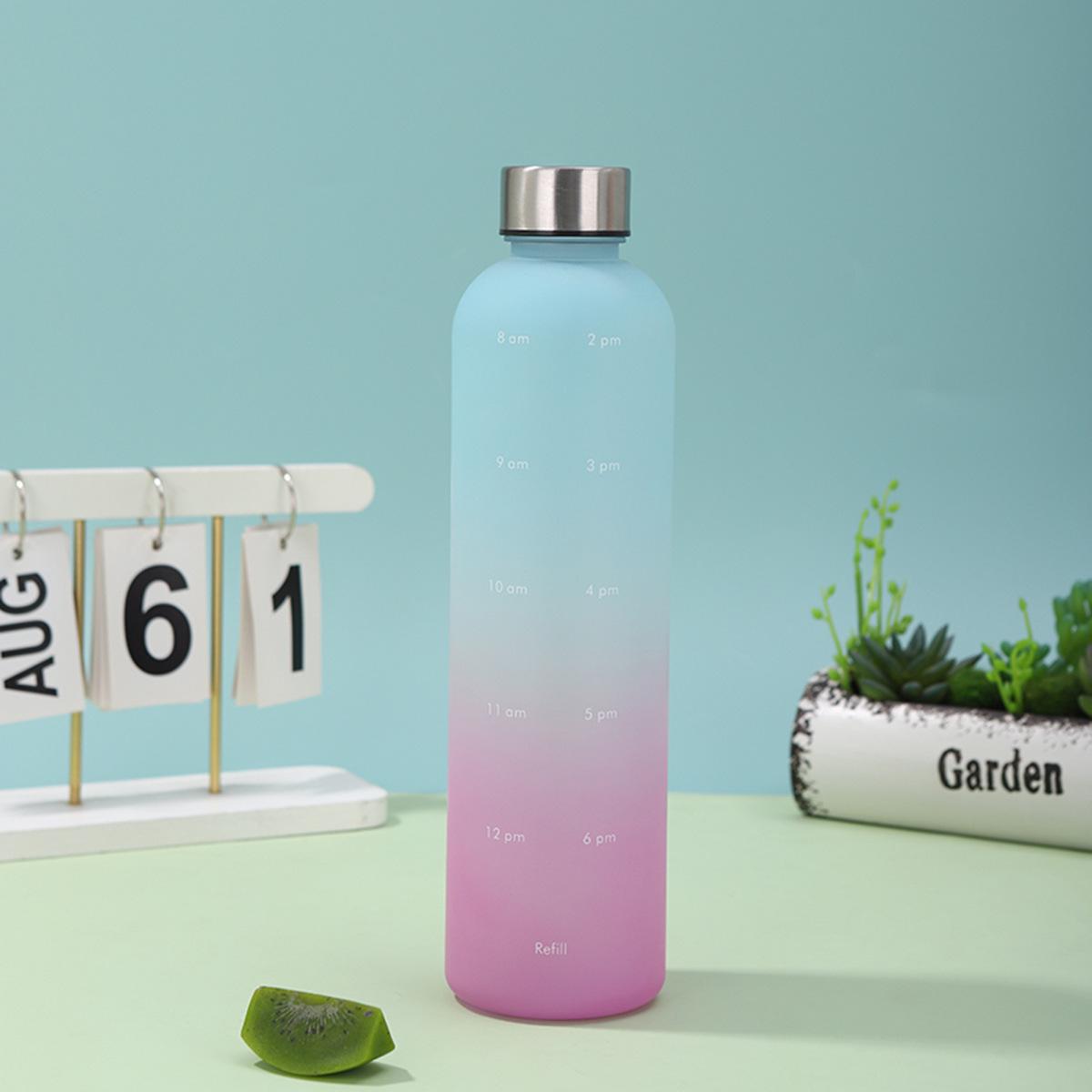 

Яркая матовая бутылка для воды с градиентом и ручкой-веревкой, большой вместимости, портативная для использования на открытом воздухе 1L