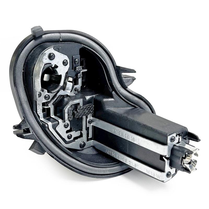 Rear Left Right Light Lamp Bulb Holder With Plug For Vauxhall Astra K 2016+ 39001577 39001578