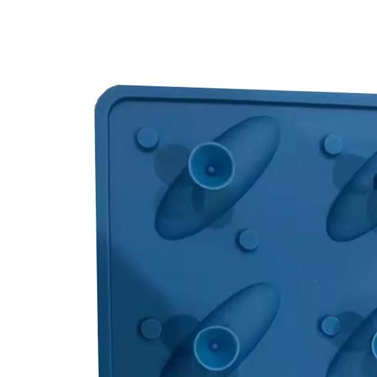 Silicone Ice Cube Mold Shark Shape 4-Grid Flexible Non-Stick Ice Tray for Whiskey Cocktails Juices BPA-Free Dishwasher Safe Multi-Purpose Mold