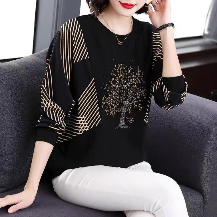 Long-sleeved T-shirt Women's Autumn Loose Large Size Bat Shirt Middle-aged Mother Western Style Small Shirt Top