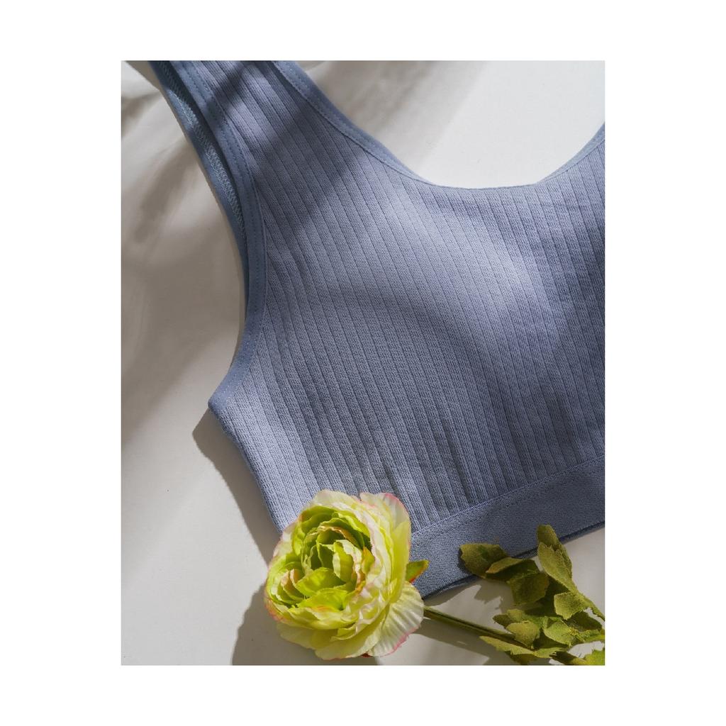 Schwarzes, geripptes Sport-Bustier mit dicken Trägern