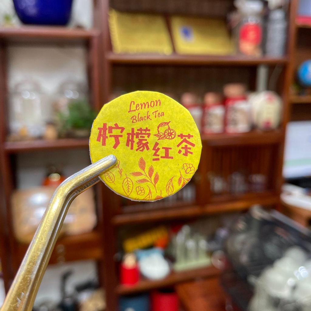 Assorted Mini Tea Cakes: 40 Varieties of Yunnan Pu-erh, Ripe, Glutinous Aroma, White, and Black Tea