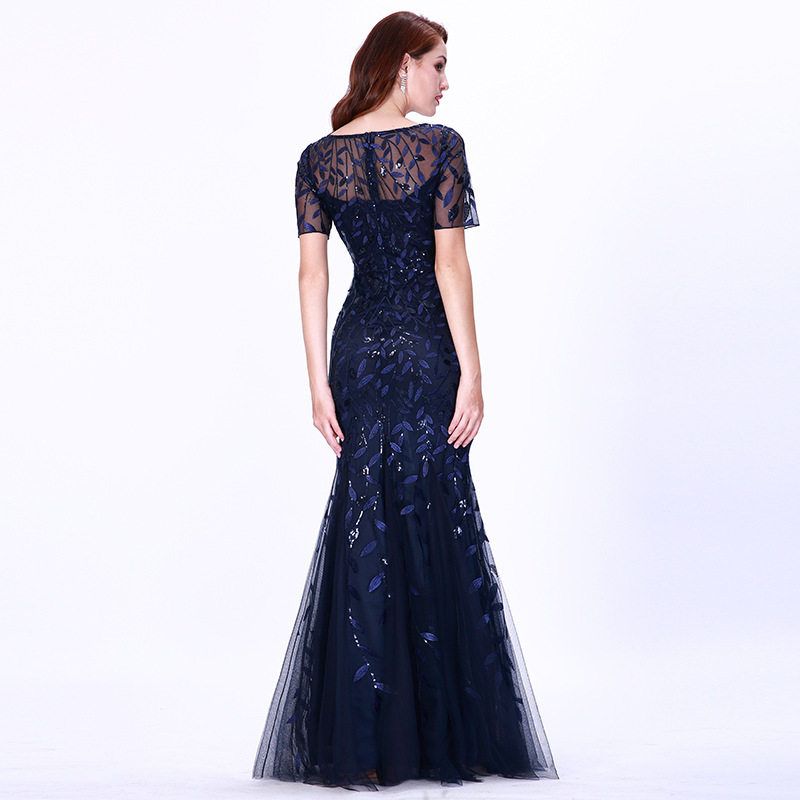 Plus-Size Bridesmaid Evening Gown with Sequins, Mesh, Mermaid Silhouette, Slim Fit, Suitable for Banquets, Performances, and Hosting, Long Dress